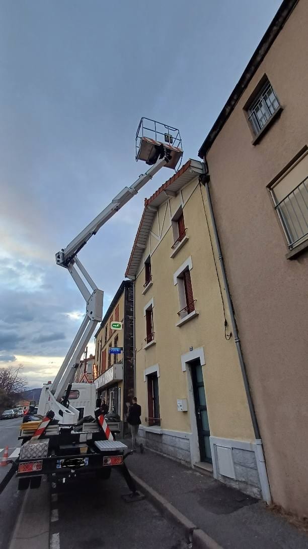 Ravalement de façade à Riom par Vigeral Bâtiment