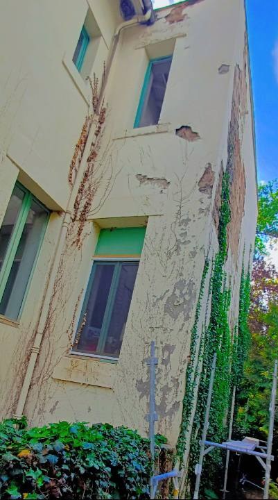 Façade avant ravalement